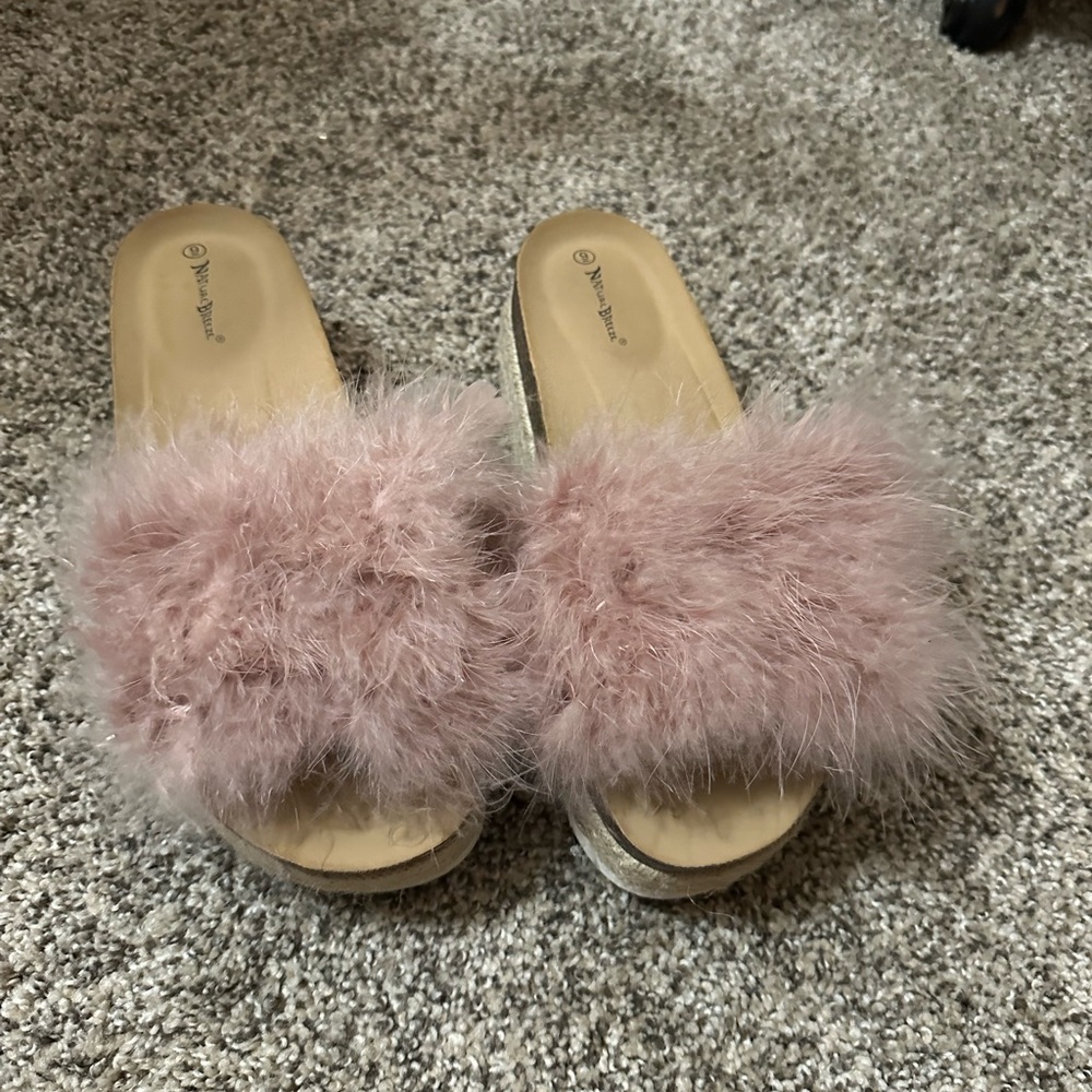 Fuzzy Pink Women's Slides